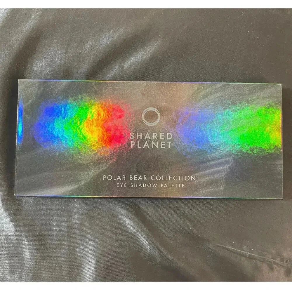 NWOT Shared Planet Eyeshadow Palette‎ Polar Bear Collection Shimmer Glam